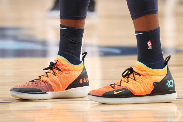 伊涅斯塔：佩德里有很大进步空间；世界杯绝杀瞬间仿佛在昨天（伊涅斯塔：佩德里仍有巨大提升空间；那次世界杯绝杀恍如昨日）