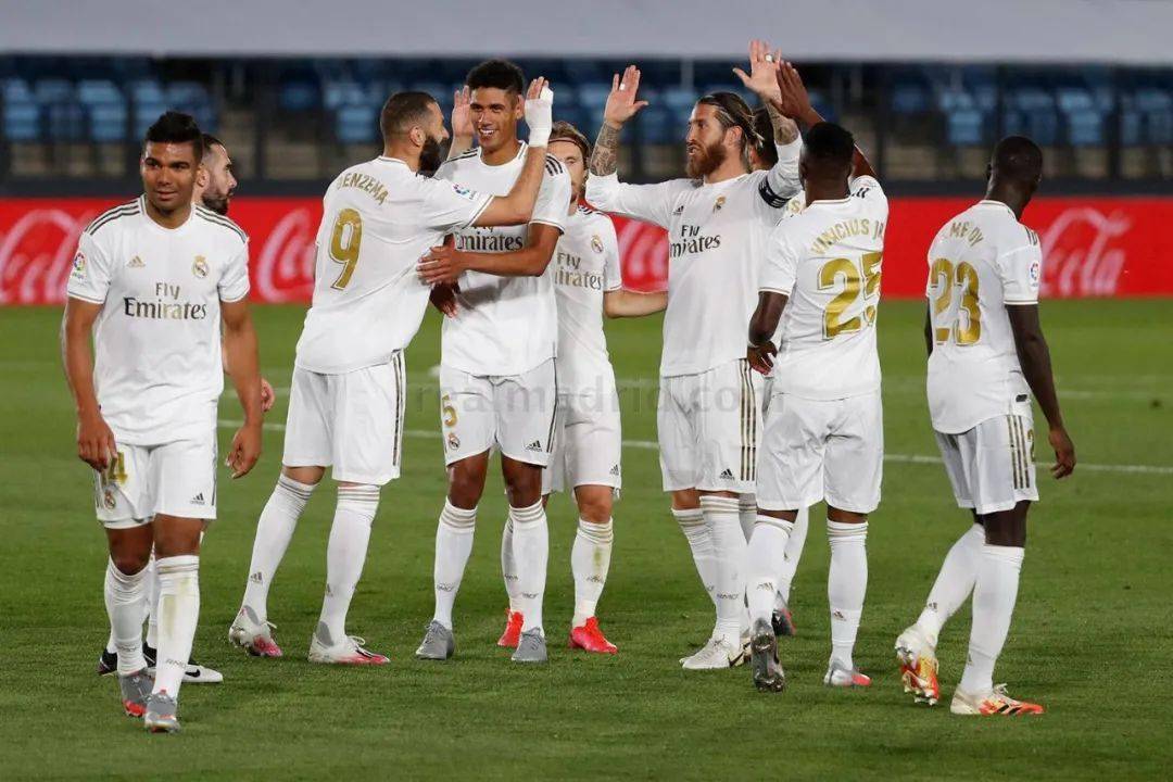 英超历史单一球员对同一球队全败纪录：莱诺对曼城13场全败第3（英超史上单一球员对同一对手全败榜：莱诺对曼城13战皆负列第3）