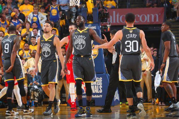 战绩碾压！阿森纳对捷克球队8胜2平保持不败，得失球27-3（优势尽显！阿森纳对捷克球队8胜2平未尝一败，得失球27-3）