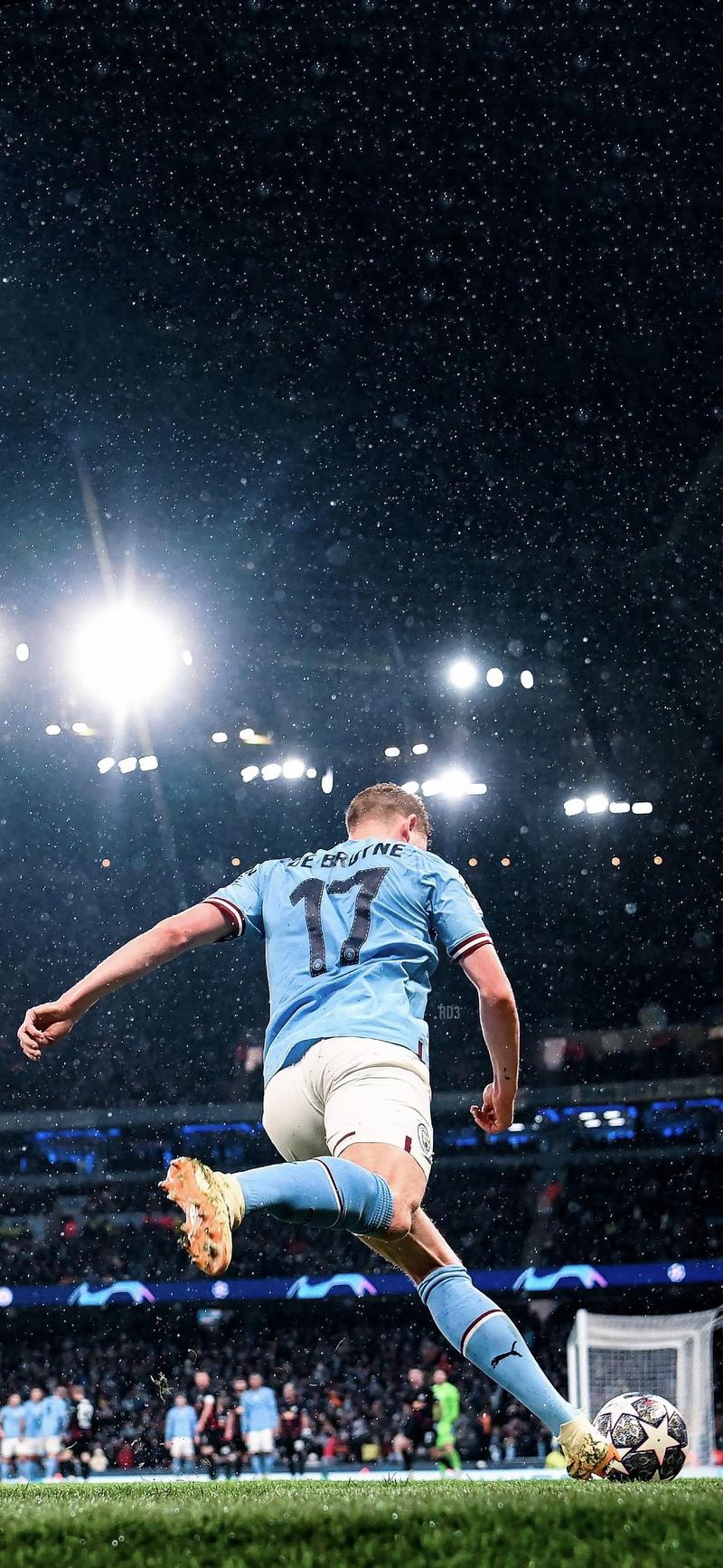 图片报：法兰克福队医私下为对手球员治疗，现已被开除（图片报称，法兰克福队医为对方球员私下看伤，已遭解雇）