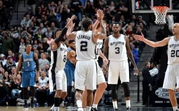 杰伦·布朗：亲历宿敌对决是荣耀，专注过程而非结果（杰伦·布朗：与宿敌交锋倍感荣幸，更看重过程而非结果）