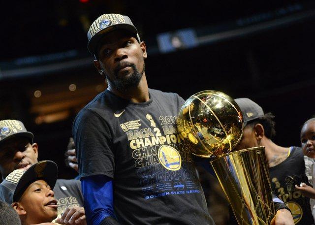 福勒谈伊萨克：他可能是90%利物浦球迷希望签下的球员（福勒：伊萨克或成九成利物浦球迷最想引进的人选）