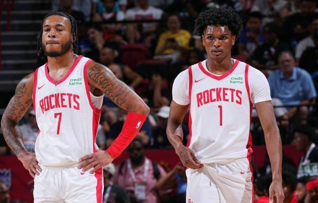 德国U21主帅：比朔夫将佩戴队长袖标；未来两场卡尔都出场（德国U21主帅确认：比朔夫将佩戴队长袖标，卡尔接下来两场均会出场）