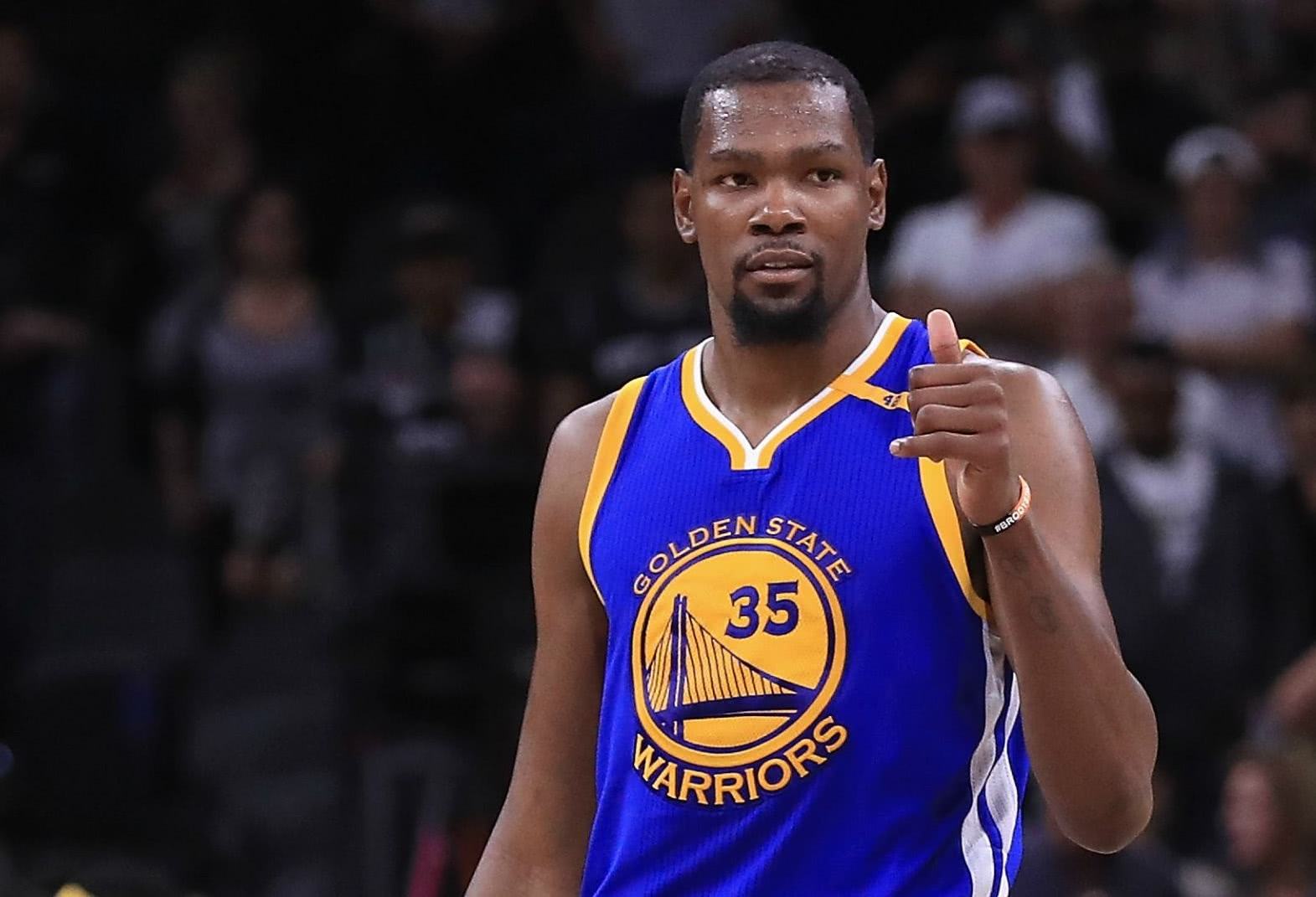 亚洲强队主力集体伤退，备战形势骤紧（亚洲劲旅主力接连伤退，备战形势告急）