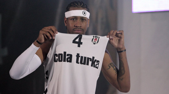 世界杯B组赛程：意大利若晋级6月13日3时首战对东道主加拿大（世界杯B组安排：意大利若出线将于6月13日3时首战东道主加拿大）