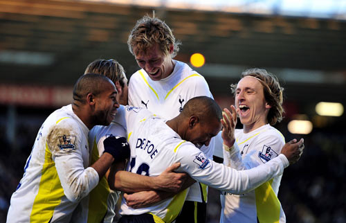 女子篮球联赛赛季精彩进球回顾（本赛季女篮联赛高光进球盘点）