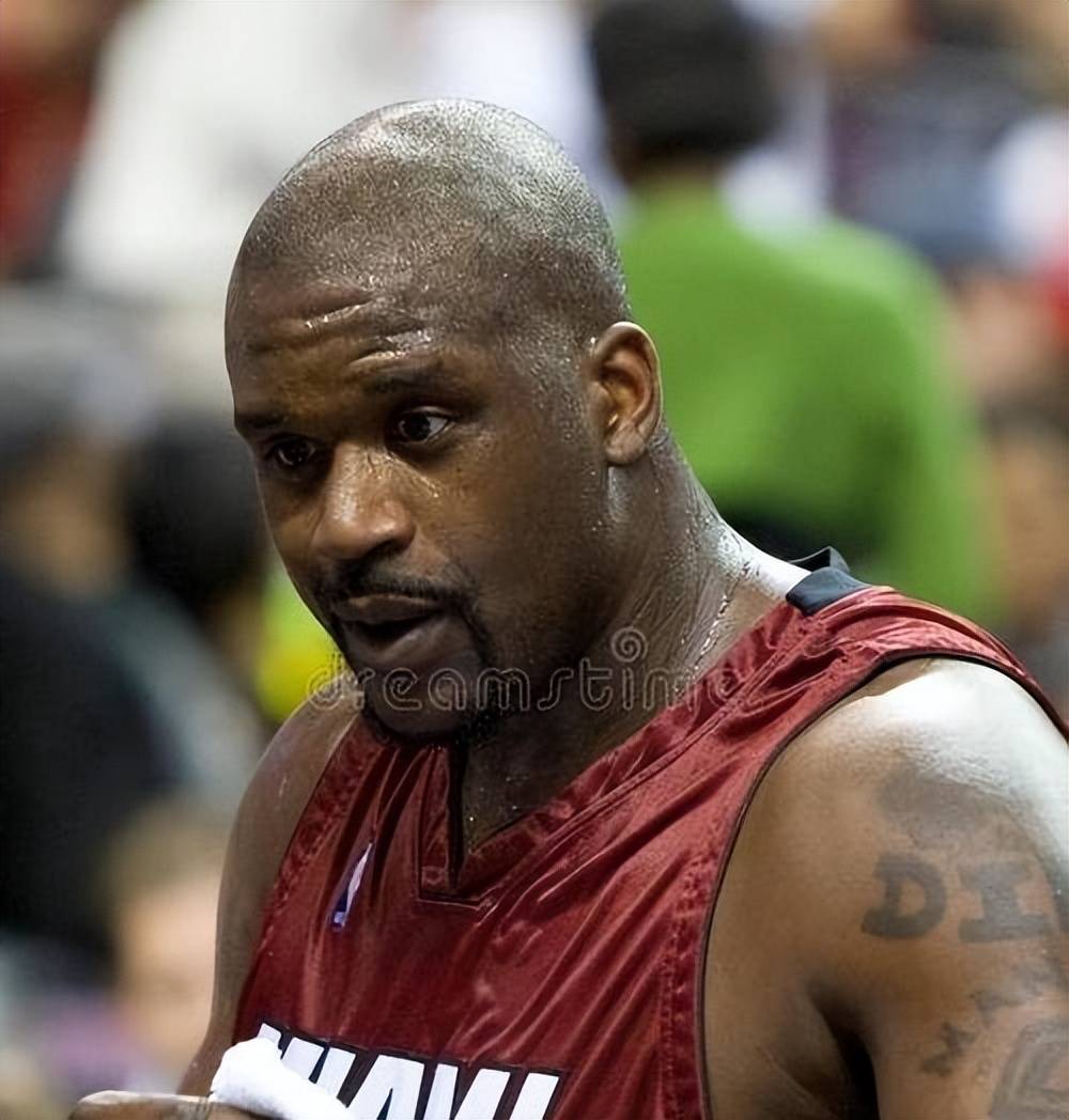 比赛集锦：西班牙4-0格鲁吉亚（西班牙四球零封格鲁吉亚：精彩回放）