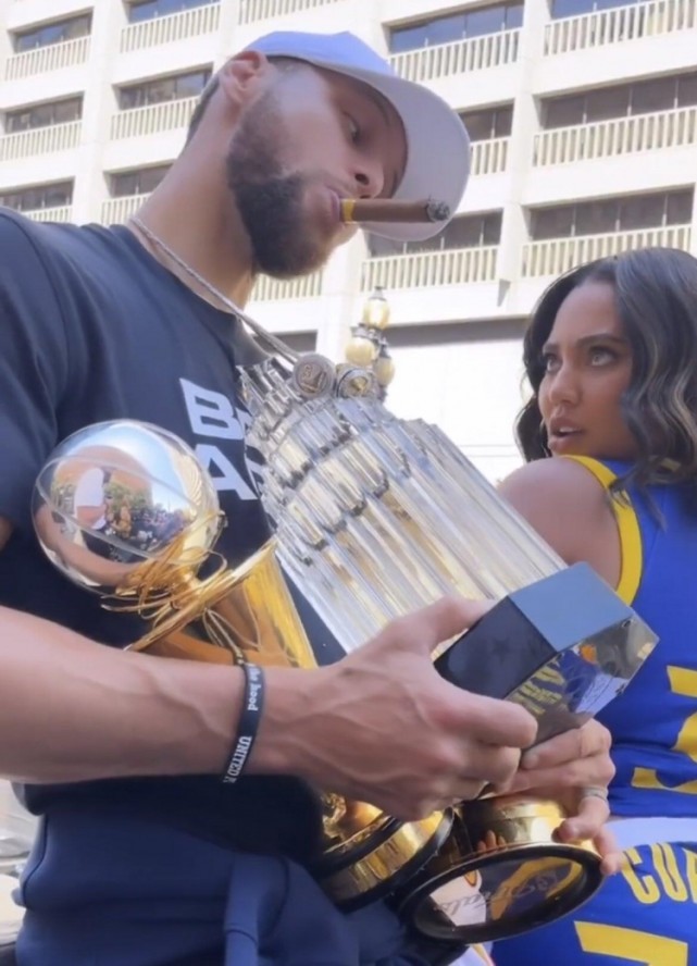 欧文突破防守连续得分（欧文强突防线连取分）